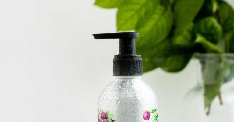 Sump Pump - Vilvah light conditioner online for oily and thin hair